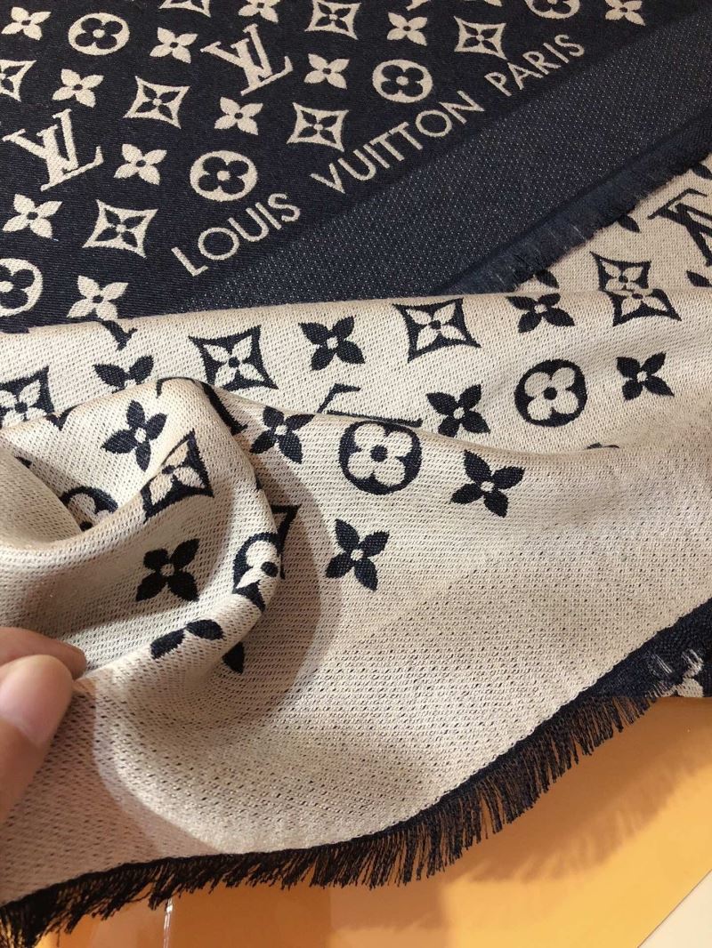 Louis Vuitton Scarf